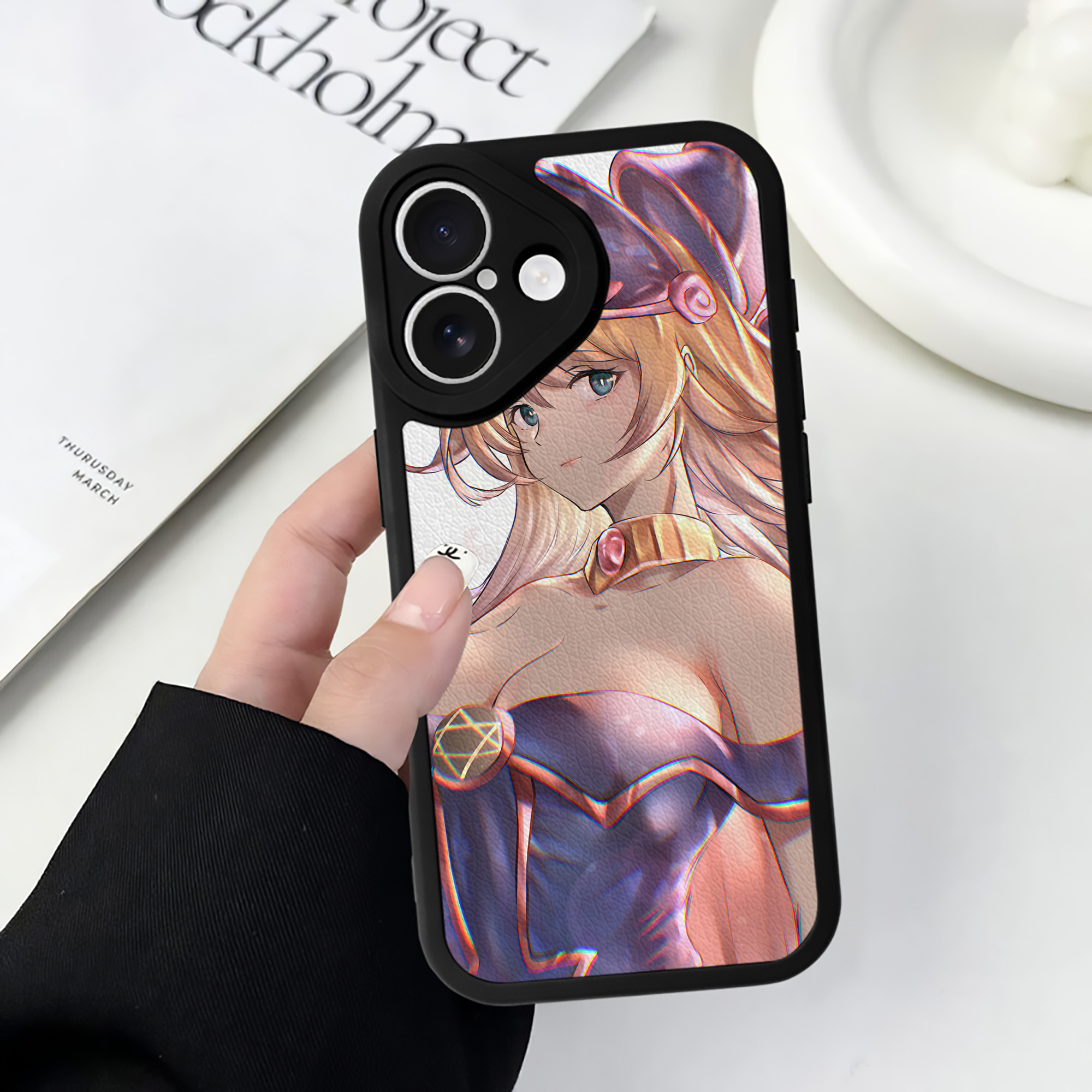 （画像用） 遊☆戯☆王 Yu-Gi-Oh! 【iPhone 16シリーズ対応】シリコンスマホケース（レザー調） 材質：シリコン